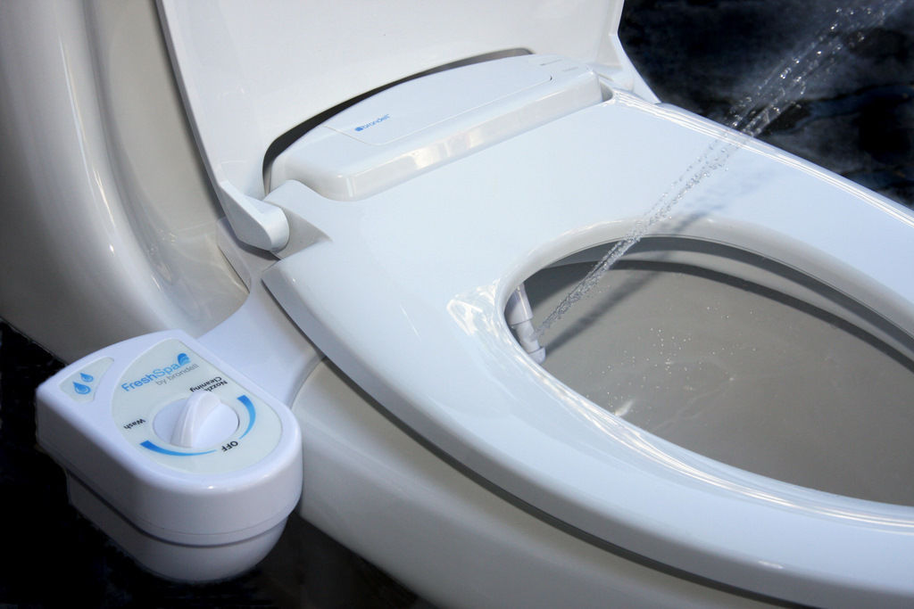 Hydraulic Toilet Seat Bidet Cold Water Nozzie Selfclean - Bathwhale