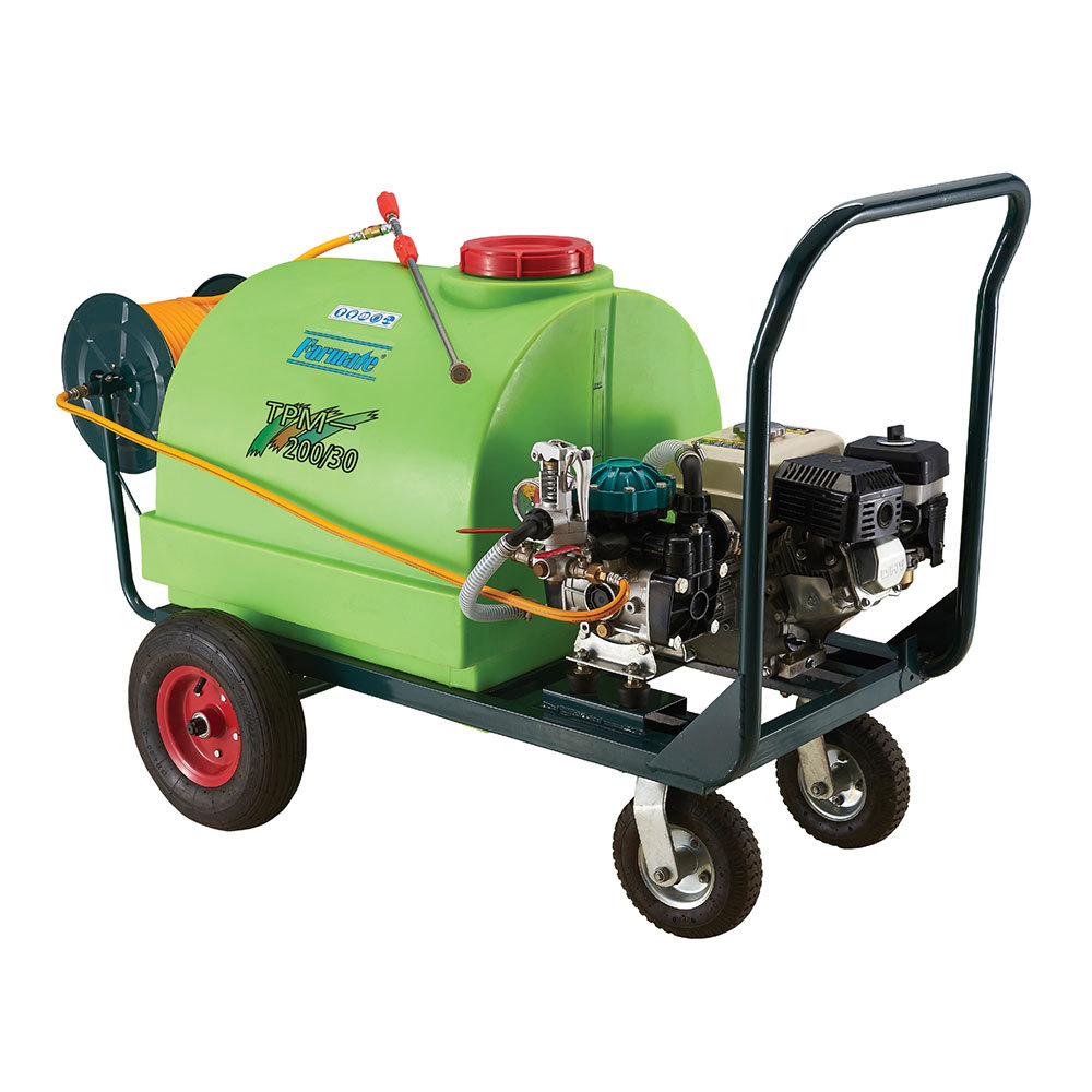 5.5HP Pump Sprayer 200L Tank Trailer Farm Weed Pest Spraying