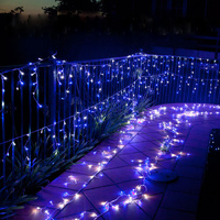 700 LED Icicle Christmas Rope Light with Memory Blue & White 49m